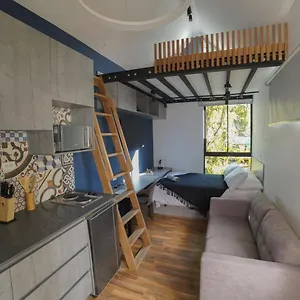 Moderna Casa Pequena En El Poblado Mde A106 Medellín