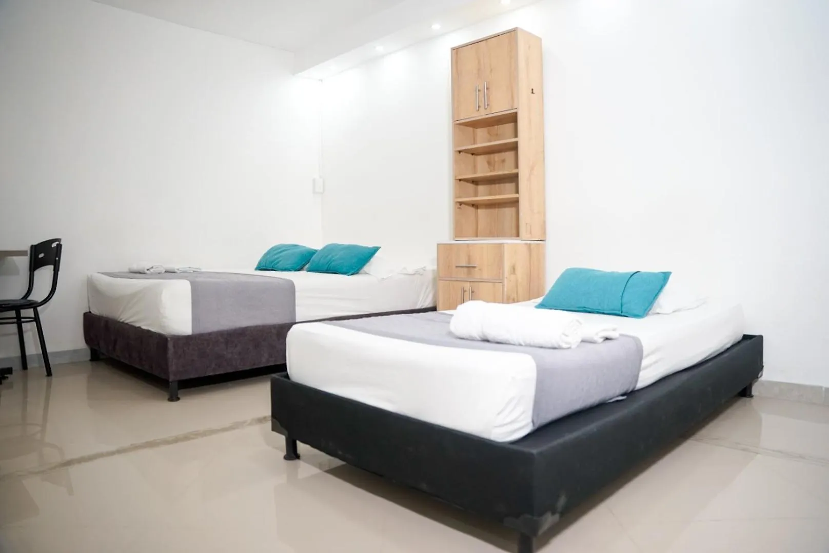 Hotel Laureles De Aburra Medellín 3*,